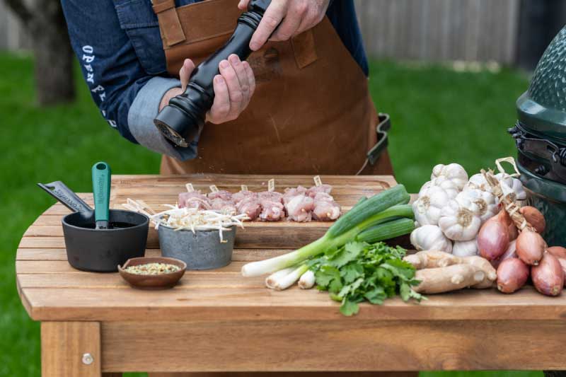 Big Green Egg Malmist kastmepott ja kastmepintsel - Image 2